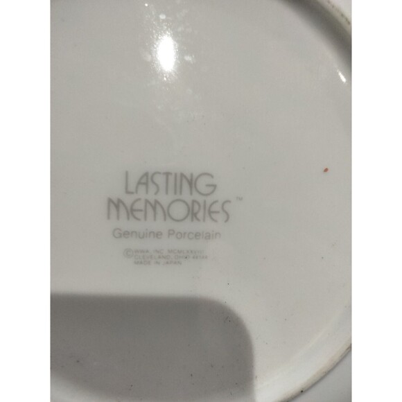 LASTING MEMORIES - "Happy Birthday Mom"- 6.25" PORCELAIN DECORATIVE PLATE - Picture 3 of 3